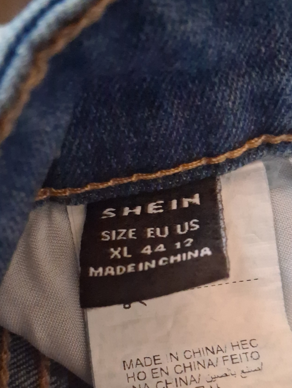 SHEIN Men's Denim Jeans in Dark Blue with Brown Stitching
